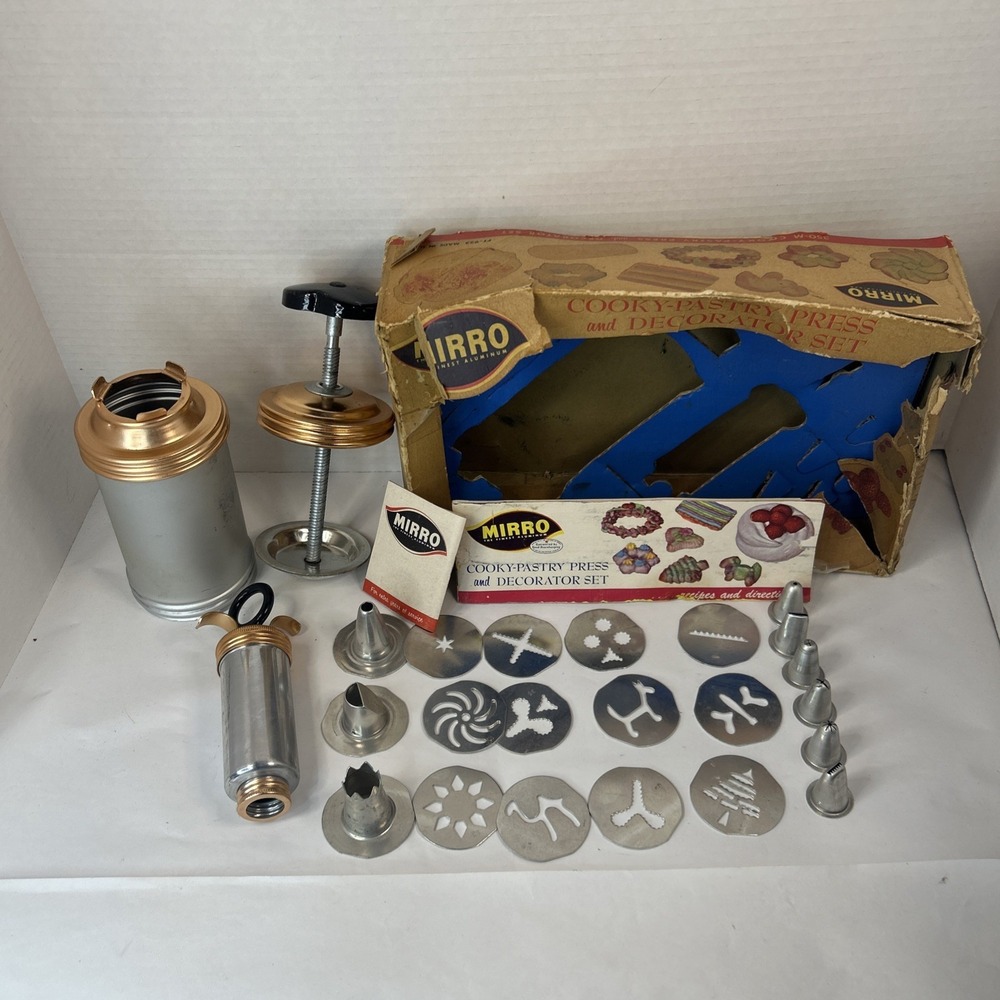 Vintage Mirro Cooky Press Cookie Pastry Press Decorator Set Copper Booklet Read‎